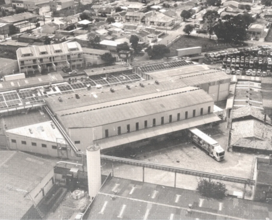 1940 Houve a popularização do pastel no Brasil pelos japoneses.