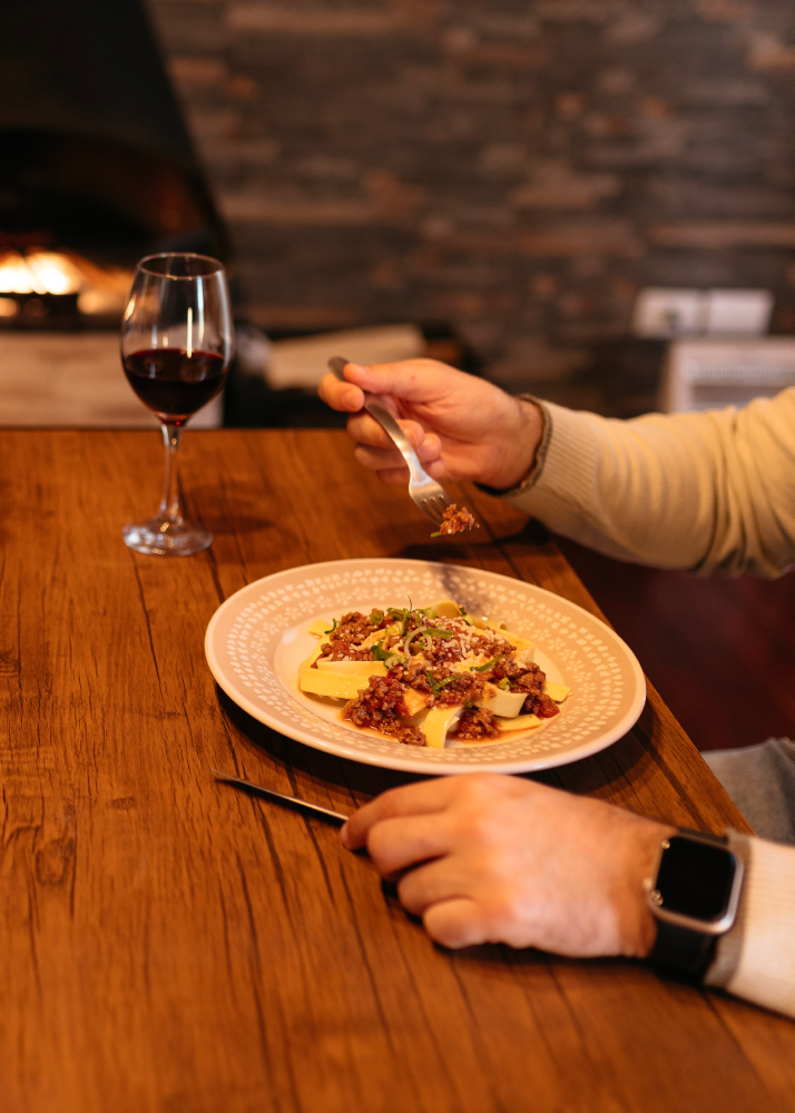 imagem destaque Aprenda a harmonizar vinhos e massas