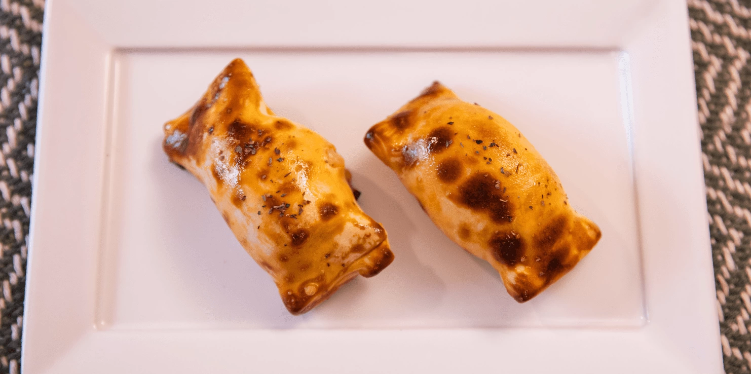 imagem destaque Enroladinho de salsicha com massa de pastel