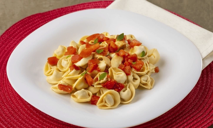 imagem destaque Capeletti de tomate e manjericão